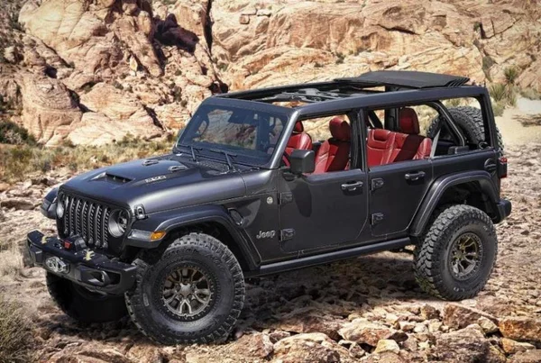 Jeep apresenta novo conceito do Wrangler Rubicon, com motor V8 6.4 de 450cv