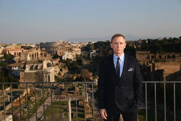 Daniel Craig afirma que não deseja mais viver James Bond nos cinemas