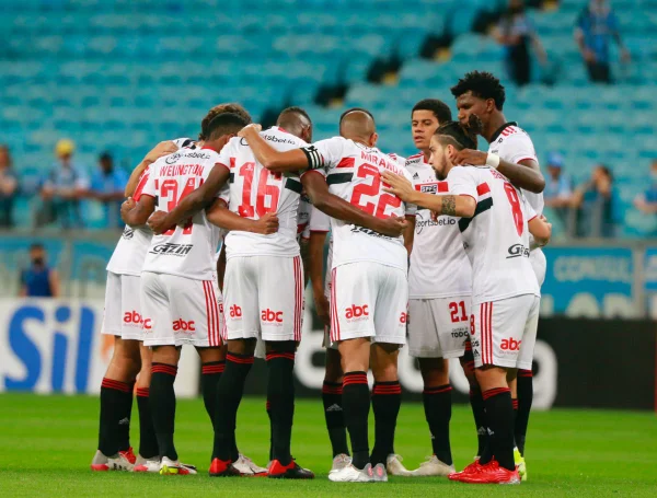 São Paulo, deixe de bobagem: assuma o Trikas e seja feliz