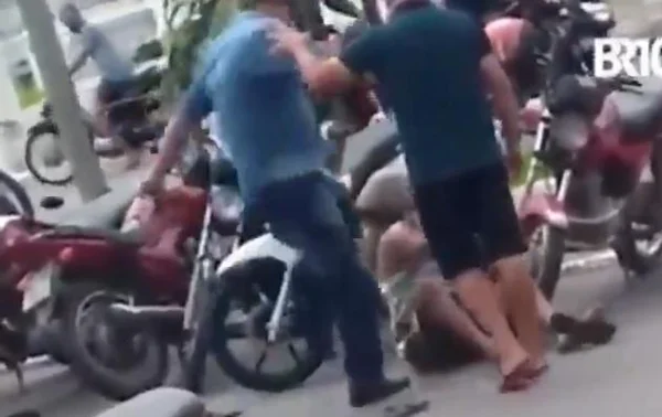 rapaz é agredido por PM após cobrar uso de máscara em cidade alagoana
