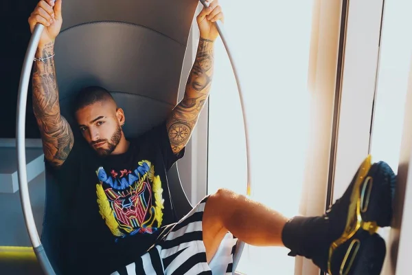 Maluma em campanha da Balmain