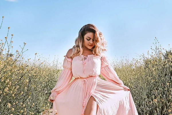 cantora nanda loren