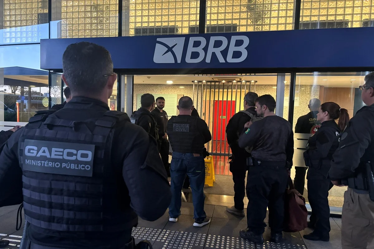 Economia diz que máquinas de servidores foram alvos de operação - imagem 2 Economia diz que máquinas de servidores foram alvos de operação - imagem 2