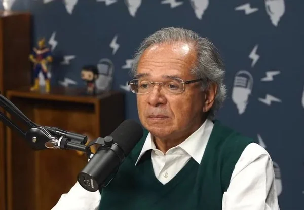 Ex-ministro Paulo Guedes e noivo de Maíra Cardi lançam curso juntos
