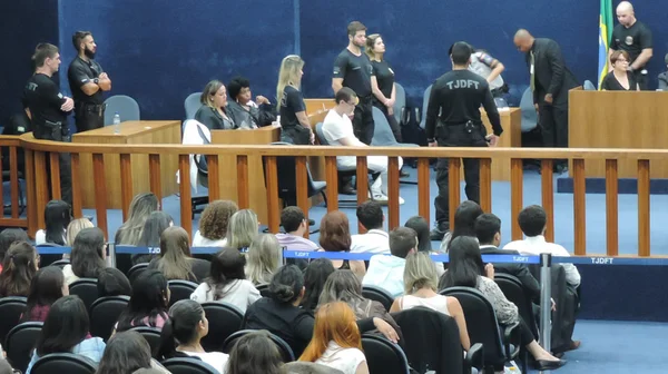 Assassino de Louise Ribeiro, Vinícius Neres é condenado a 23 anos