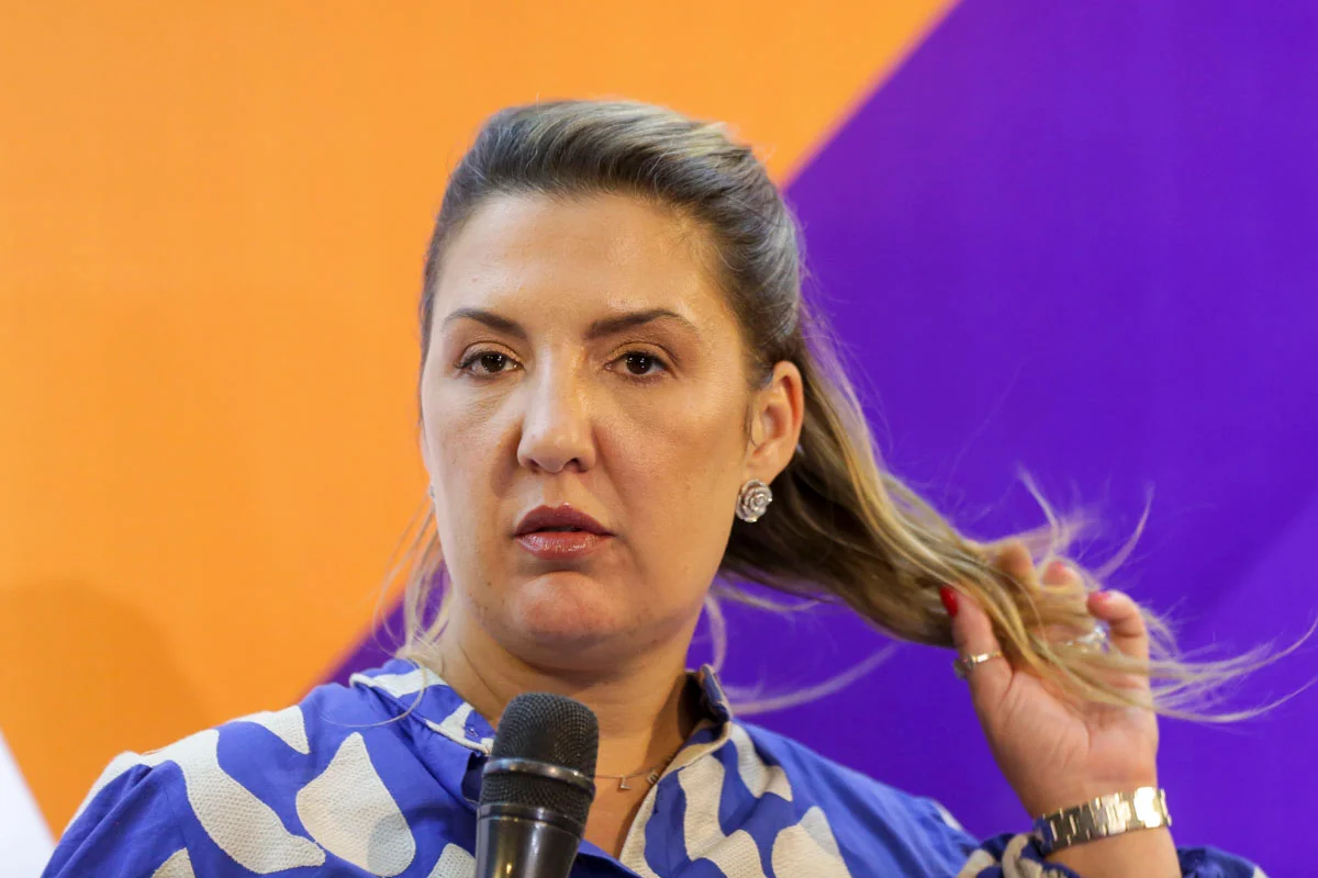 Proposta da assessora de Flávio ignora lógica atual do Bolsa Família