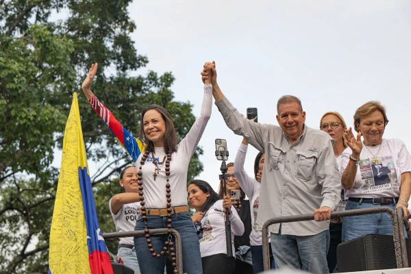 Imagem colorida mostra o novo presidente da Venezuela, Edmundo González - Metrópoles
