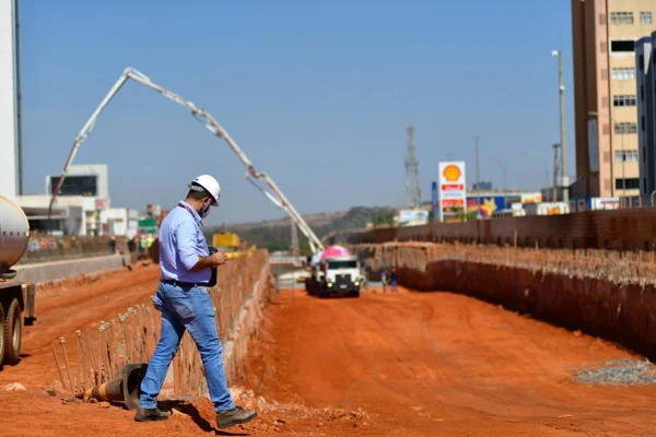 Orçamento secreto faz governadores de oposição ampliarem investimentos