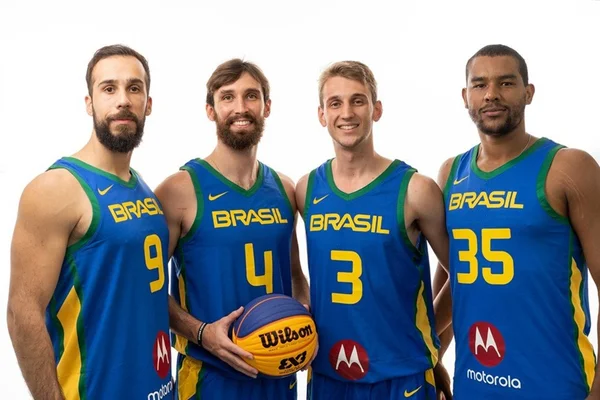 Na Copa do Mundo de basquete 3×3, Seleção inicia caminhada para Tóquio