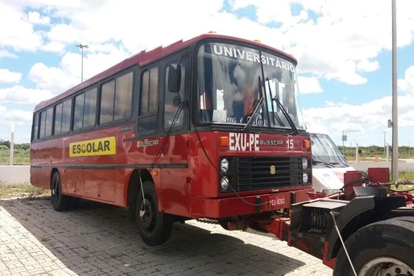 Ônibus reformado por Luciano Huck no Lata Velha é apreendido no Ceará