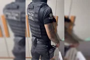 Buscas nas casas dos investigados Buscas nas casas dos investigados
