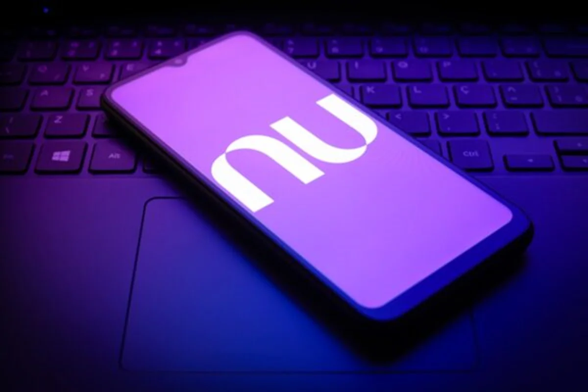 Instantes de Instabilidade: Usuários do Nubank Relatam Problemas no Pix e Login