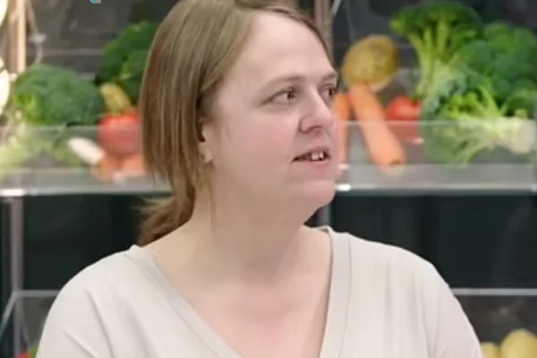 Fobia leva mulher a ficar 30 anos sem comer nenhuma fruta ou vegetal