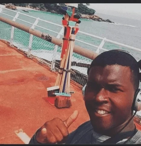 Vendedor de vassouras morre a caminho do trabalho no Rio