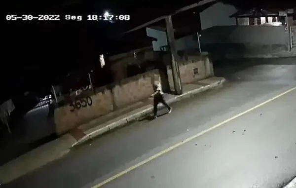 Menina de 7 anos é estuprada e degolada pelo padrasto em SC