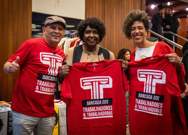PT mira “bancada dos trabalhadores” com apoio de Benedita e Talíria - destaque galeria PT mira “bancada dos trabalhadores” com apoio de Benedita e Talíria - destaque galeria