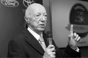 Quem era Claudio Carsughi, jornalista esportivo que faleceu aos 93 anos Quem era Claudio Carsughi, jornalista esportivo que faleceu aos 93 anos