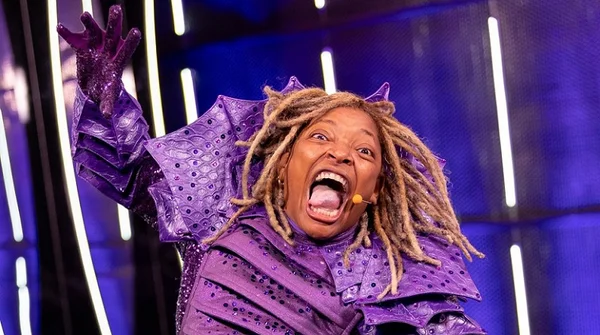 Mart'nália é a oitava desmascarada do The Masked Singer Brasil