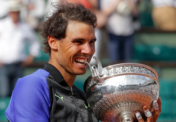 Nadal atropela Wawrinka e conquista Roland Garros pela décima vez