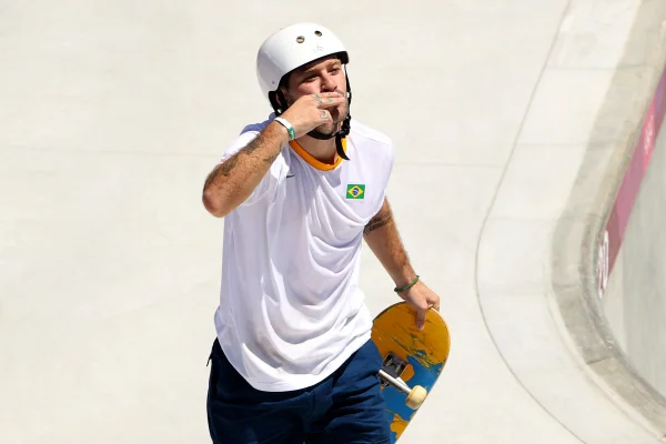 Brasil brilha no skate park e leva prata com Pedro Barros em Tóquio