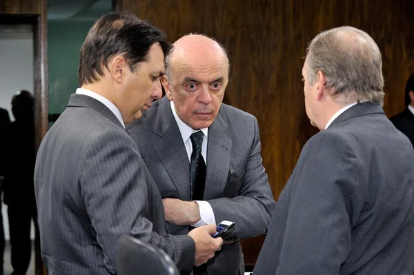 Supremo desarquiva ações contra Serra e ex-ministros de FHC