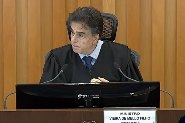Presidente do TST fala em criação de “lista suja” por assédio eleitoral