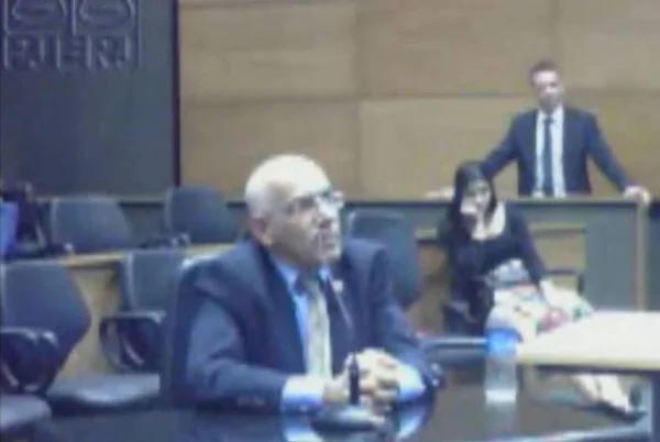 Caso Marielle: foragido da Justiça presta depoimento, mas não é preso