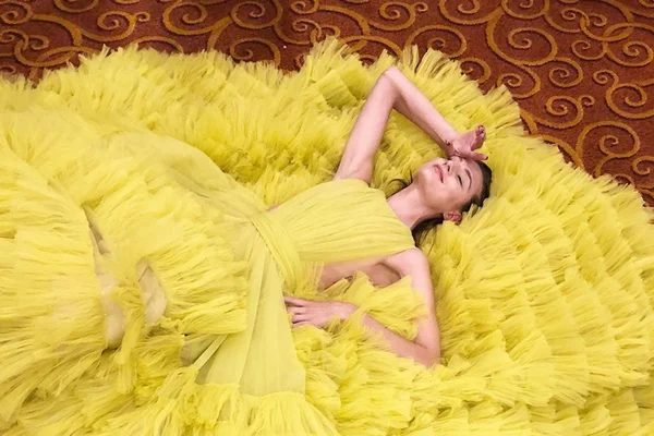 O safári estampado e colorido de Christian Siriano no NYFW 2018