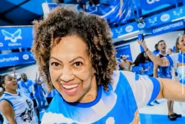 Foto colorida de Jussara Ferreira, de 66 anos - Metrópoles