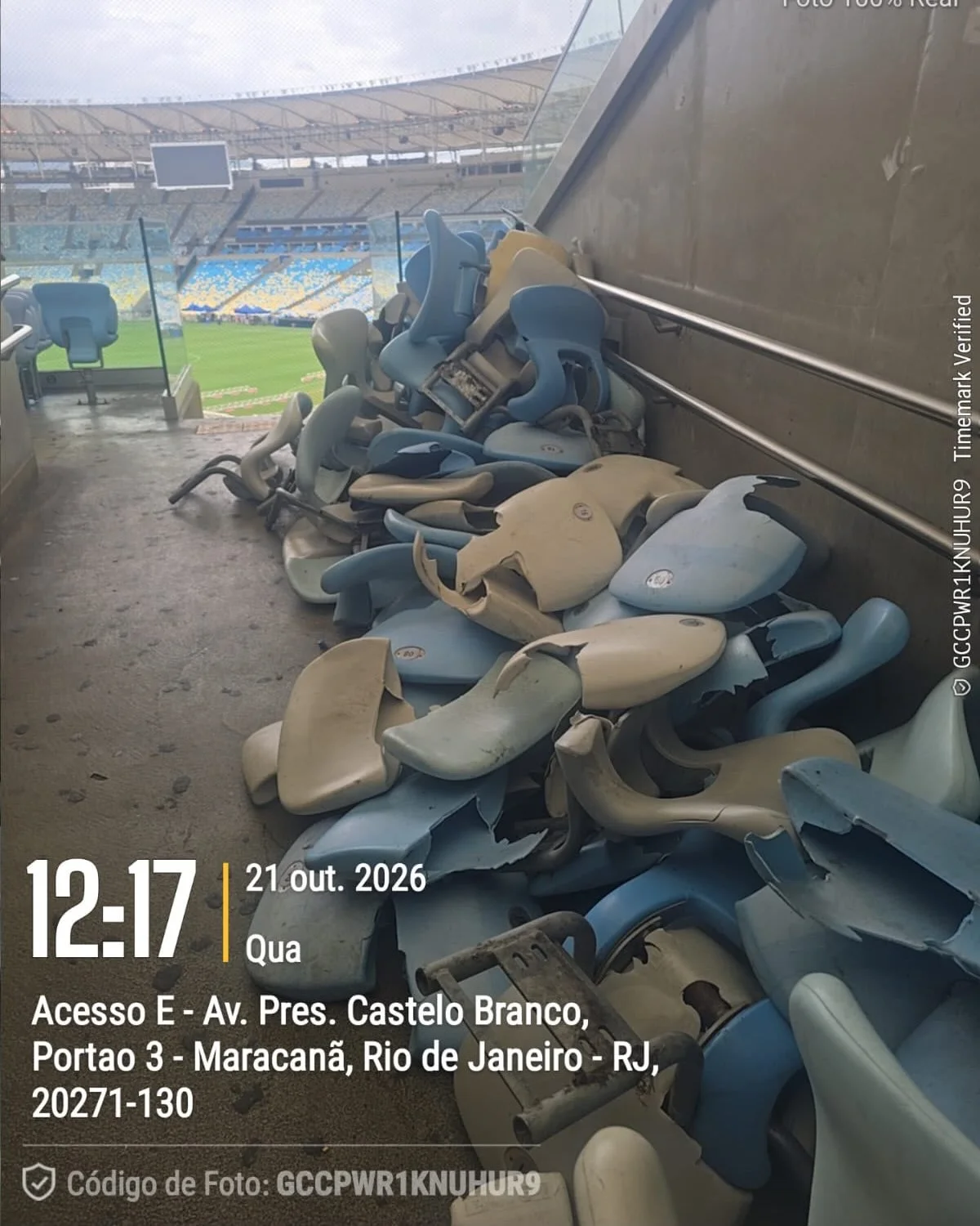 Maracanã teve quase 500 cadeiras quebradas e prejuízo de mais de R$ 300 mil - imagem 2 Maracanã teve quase 500 cadeiras quebradas e prejuízo de mais de R$ 300 mil - imagem 2