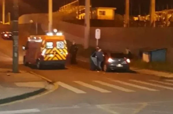 Mulher morre em Fazenda Rio Grande após ser arremessada de moto em acidente