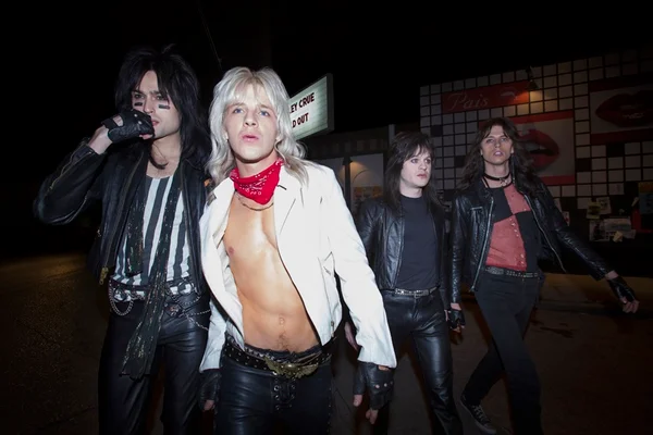 The Dirt: entenda como o filme mudou a história do Mötley Crüe