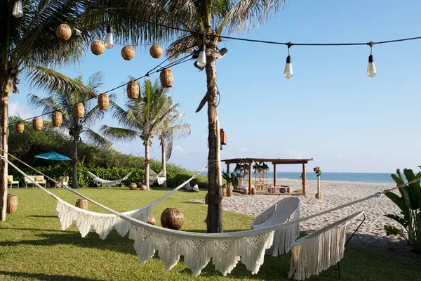 Conheça a mansão paradisíaca do reality show Brincando Com Fogo Brasil