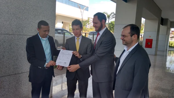 Governo e Ministério Público se reúnem para discutir liberação de alvarás