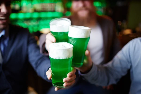 Brinde, chope verde