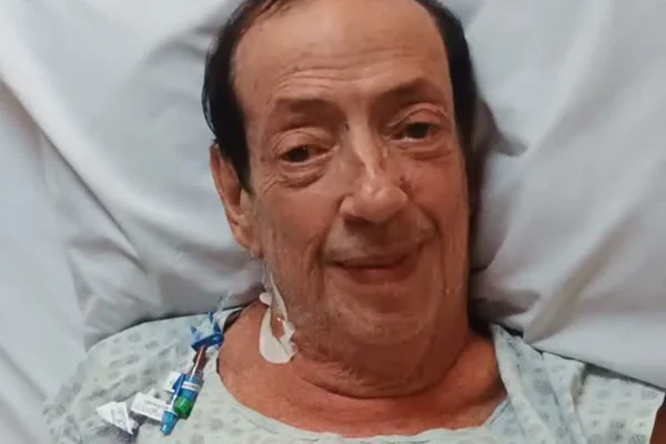 Marcos Oliveira, o Beiçola, teve vômitos após cirurgia e é monitorado - Metrópoles