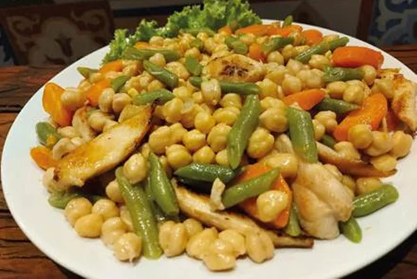 salada de grao de bico