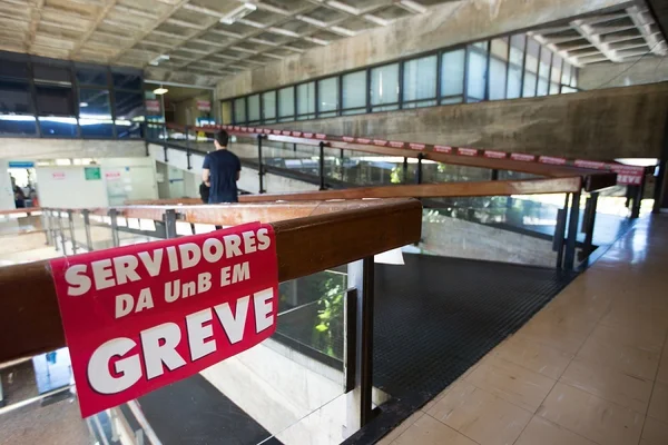 Servidores da UnB voltam a trabalhar após 133 dias de greve