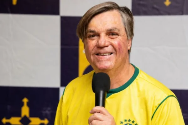 MP é contra uso do sobrenome Bolsonaro por candidato sósia - destaque galeria MP é contra uso do sobrenome Bolsonaro por candidato sósia - destaque galeria