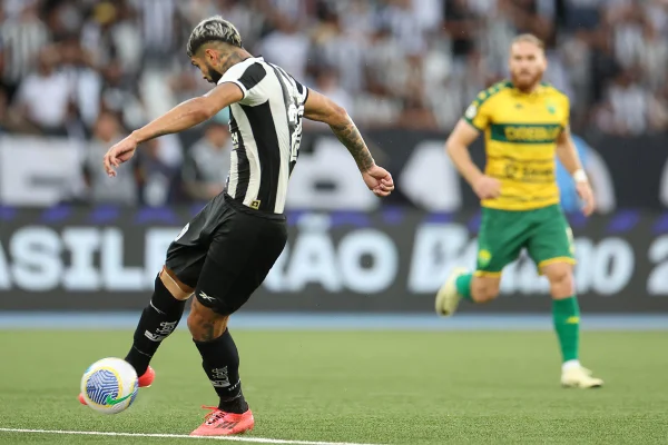 Botafogo e Cuiabá - Metrópoles