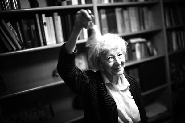 O livro de rimas da polonesa Nobel
