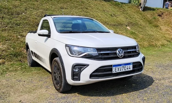 VW Saveiro Trendline: picape de serviço inova e fica mais confortável