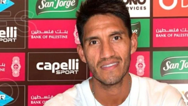 Após 17 anos, zagueiro confessa calote em Messi, mas promete pagar