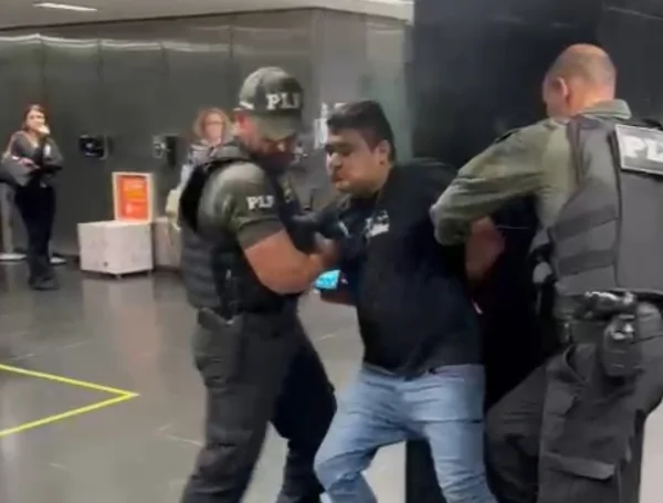 Homem bêbado detido na Câmara trabalha na liderança do governo no Congresso
