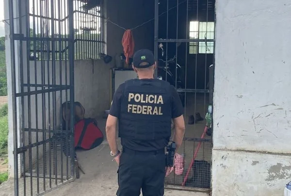 Foto colorida de agente da PF de Paraíba - Metrópoles