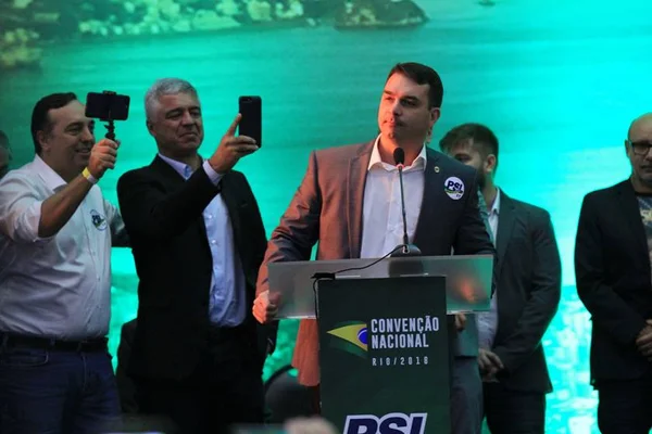 MPF atesta relatório do Coaf que cita ex-motorista de Flávio Bolsonaro