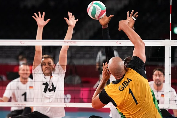 Vôlei sentado masculino perde, mas está na semifinal das Paralimpíadas