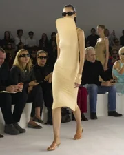 Desfile da coleção primavera/verão 2026 da Courrèges
