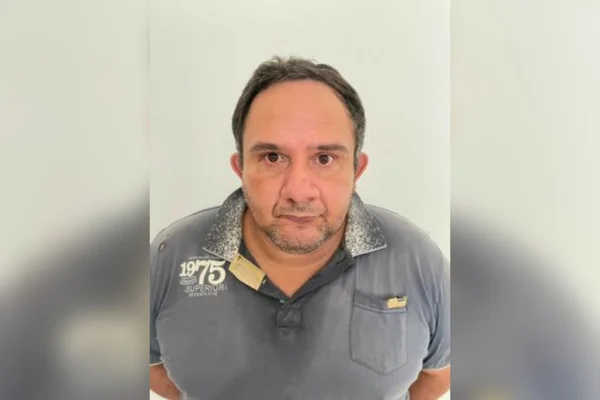 GO: homem é preso ao filmar criança enquanto a estuprava
