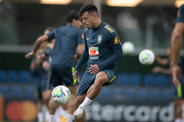 Gabriel em treino da Seleção Brasileira